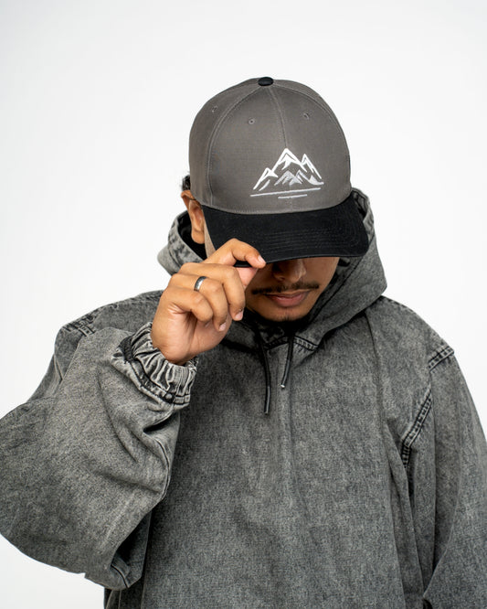 Grey Mountain - 6 Panel Baseball Cap
